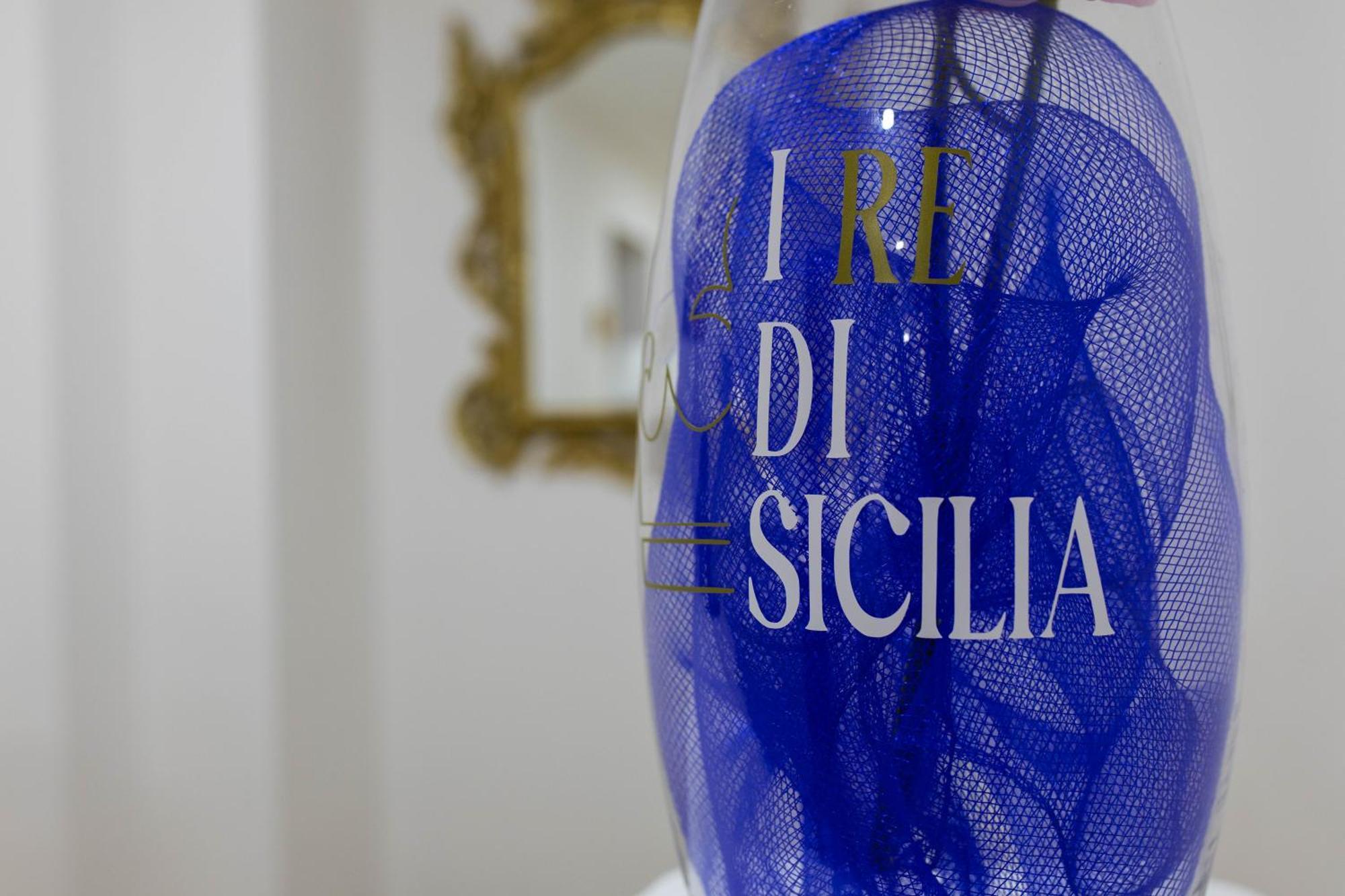 I Re Di Sicilia 2 Apartment Palermo Bagian luar foto