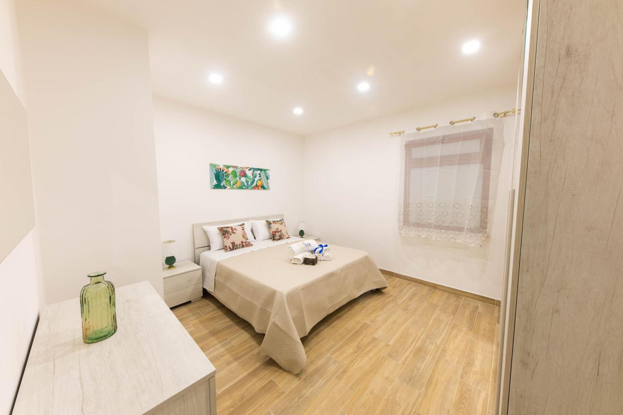 I Re Di Sicilia 2 Apartment Palermo Bagian luar foto