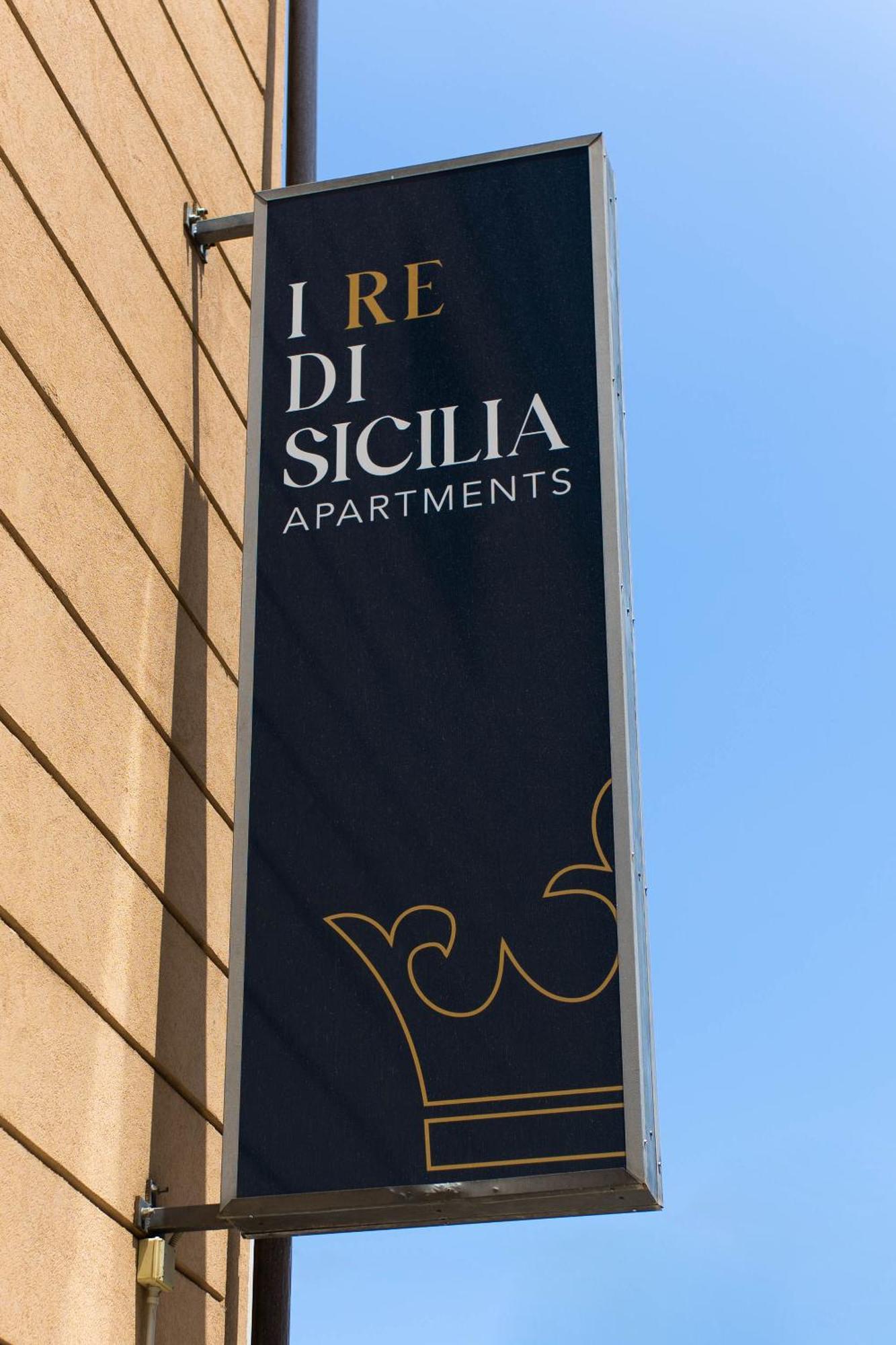 I Re Di Sicilia 2 Apartment Palermo Bagian luar foto