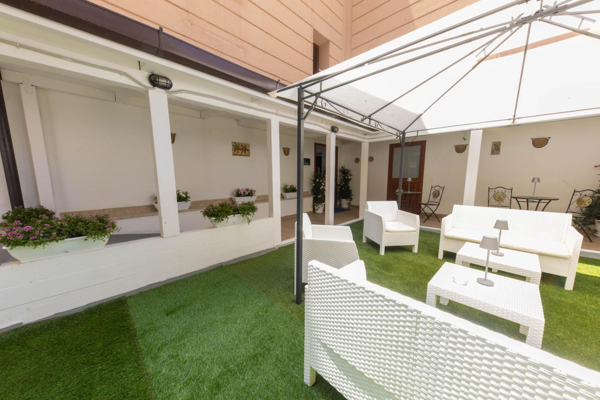 I Re Di Sicilia 2 Apartment Palermo Bagian luar foto