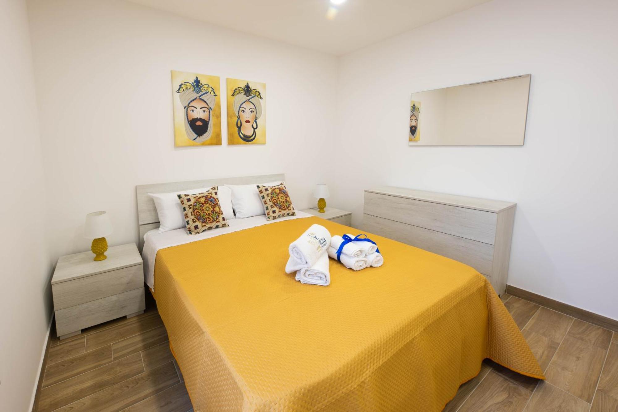 I Re Di Sicilia 2 Apartment Palermo Bagian luar foto